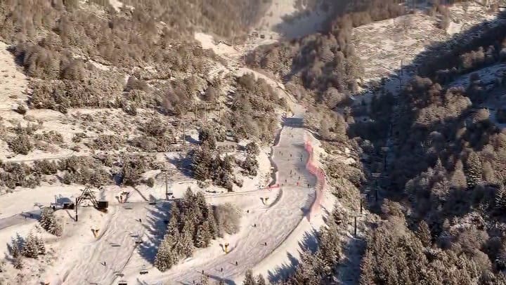 La nieve llegó al cerro Catedral
