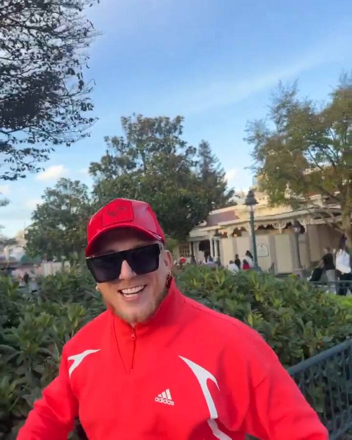 El divertido video que El Polaco compartió desde Disney