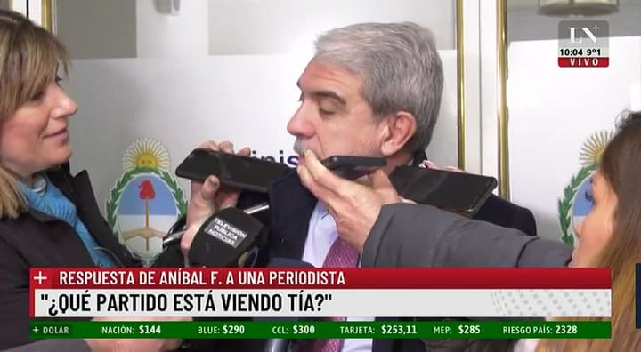Un maleducado'. Majul cruzó a Aníbal Fernández por la actitud con una periodista