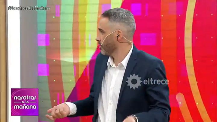 Puso un cartel en su casa