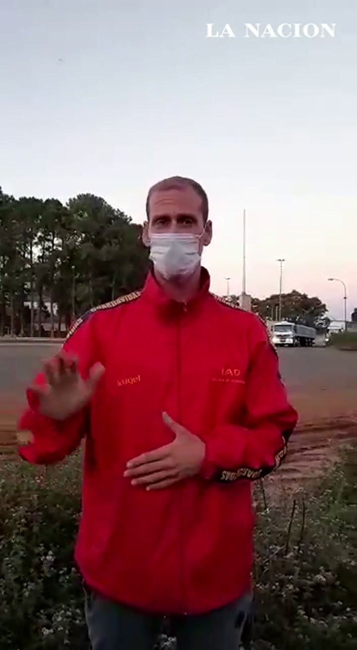 El testimonio de dos pasajeros del colectivo varado en la frontera (Crédito: Agustina Nicolás)