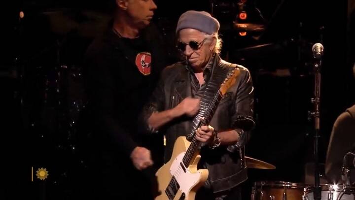 Keith Richards & the X-Pensive Winos interpretan '999'