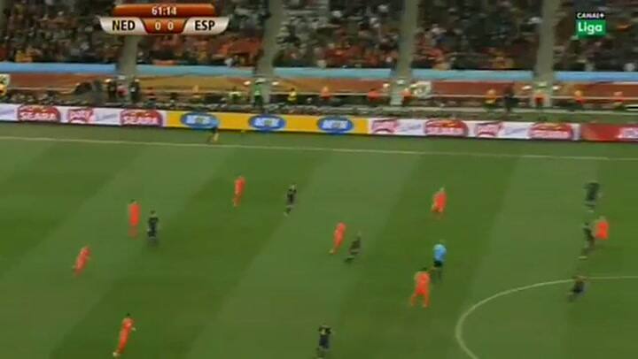 La parada de Casillas a Robben en la final del Mundial 2010 - Fuente: Canal+ Liga