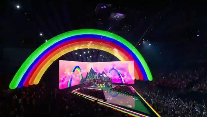 Video completo de la presentación de Taylor en los Video Music Awards. Fuente: Twitter