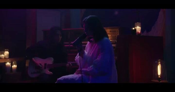 Lorde - The Louvre - Fuente: YouTube