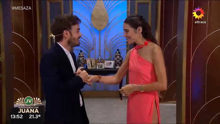 El pase de facturas de Juana Viale a Benjamin Rojas en vivo