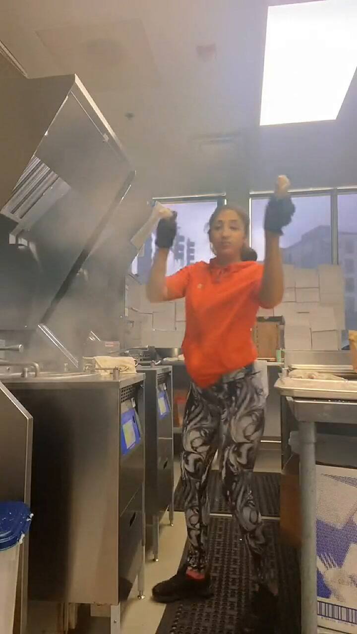 Reveló cuánto gana como cocinera en EE.UU.