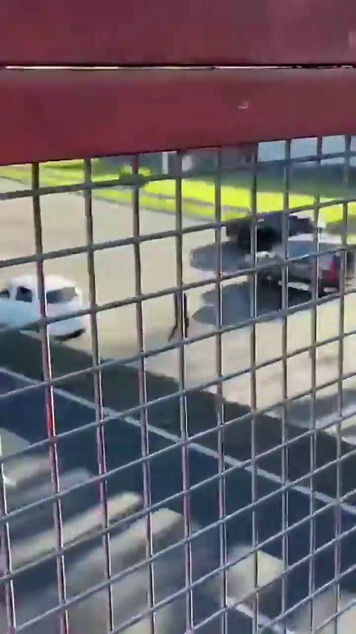 Cruza la General Paz caminando, lo atropellan dos veces y se salva