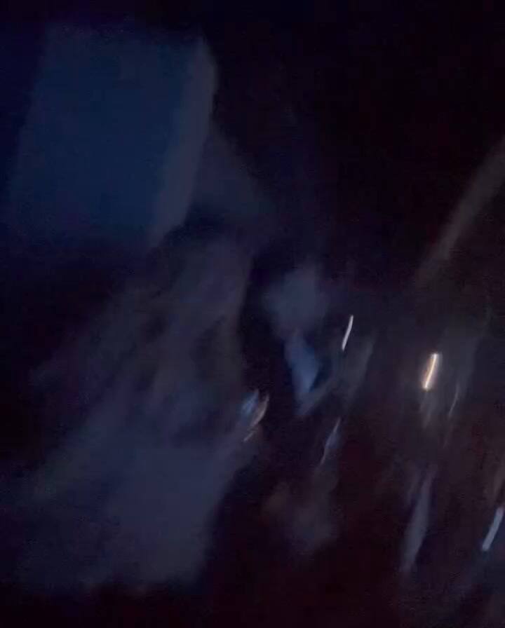 Lali disfrutando del show de Kylie Minogue