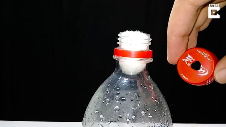 El video muestra los efectos nocivos de fumar diez cigarrillos - Fuente: Caters