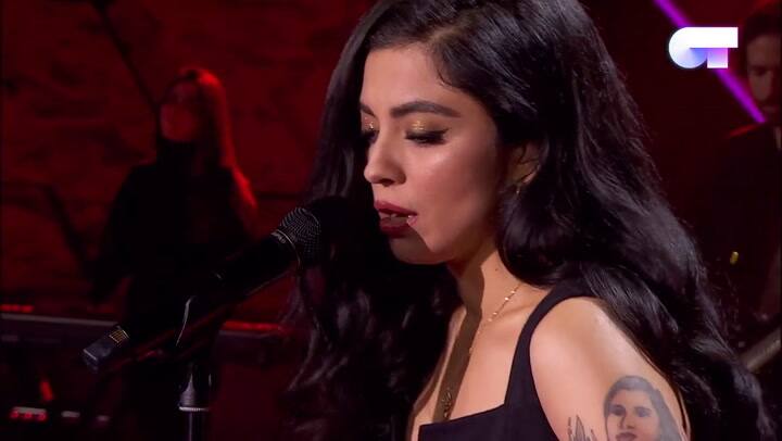Mon Laferte, 'Mi Buen Amor' - Fuente: YouTube