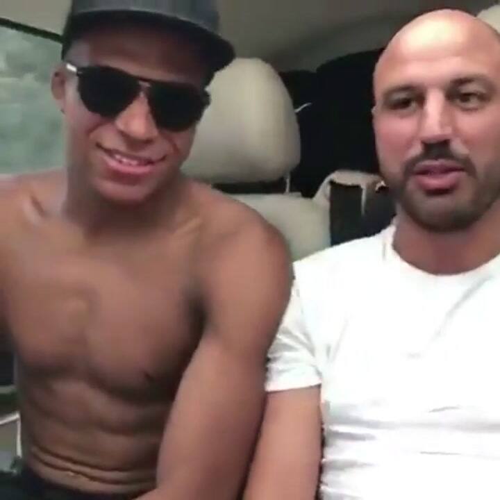 El saludo de Kylian Mbappé para Sarmiento - Fuente: Twitter