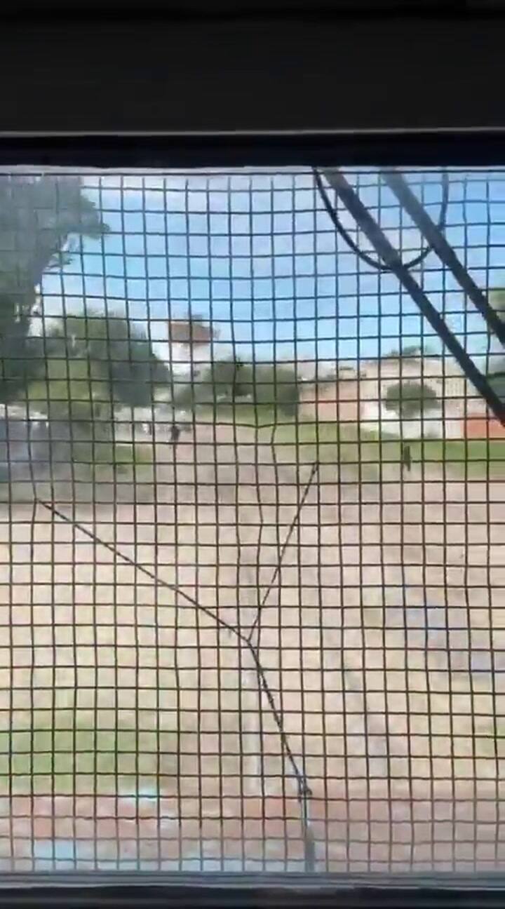 El momento en que el policía salvó al niño