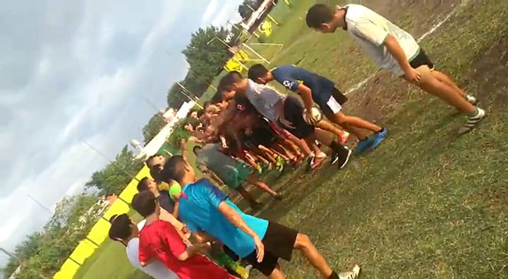 Marcos Rojo, recibido por sus nuevos compañeros de Unión del Suburbio