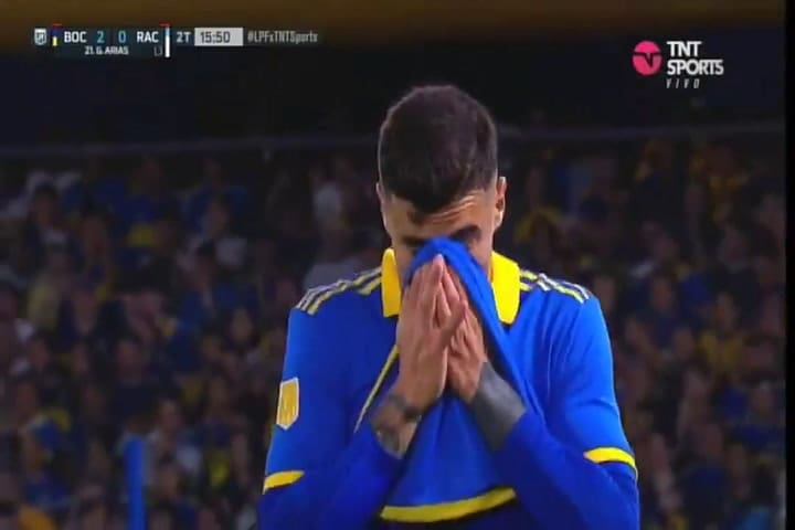 Polémica en el partido Boca-Racing