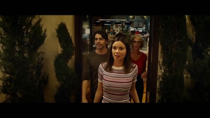 La escena de Perfectos Desconocidos en la que salen a mirar 'la luna de sangre' - Fuente: YouTube