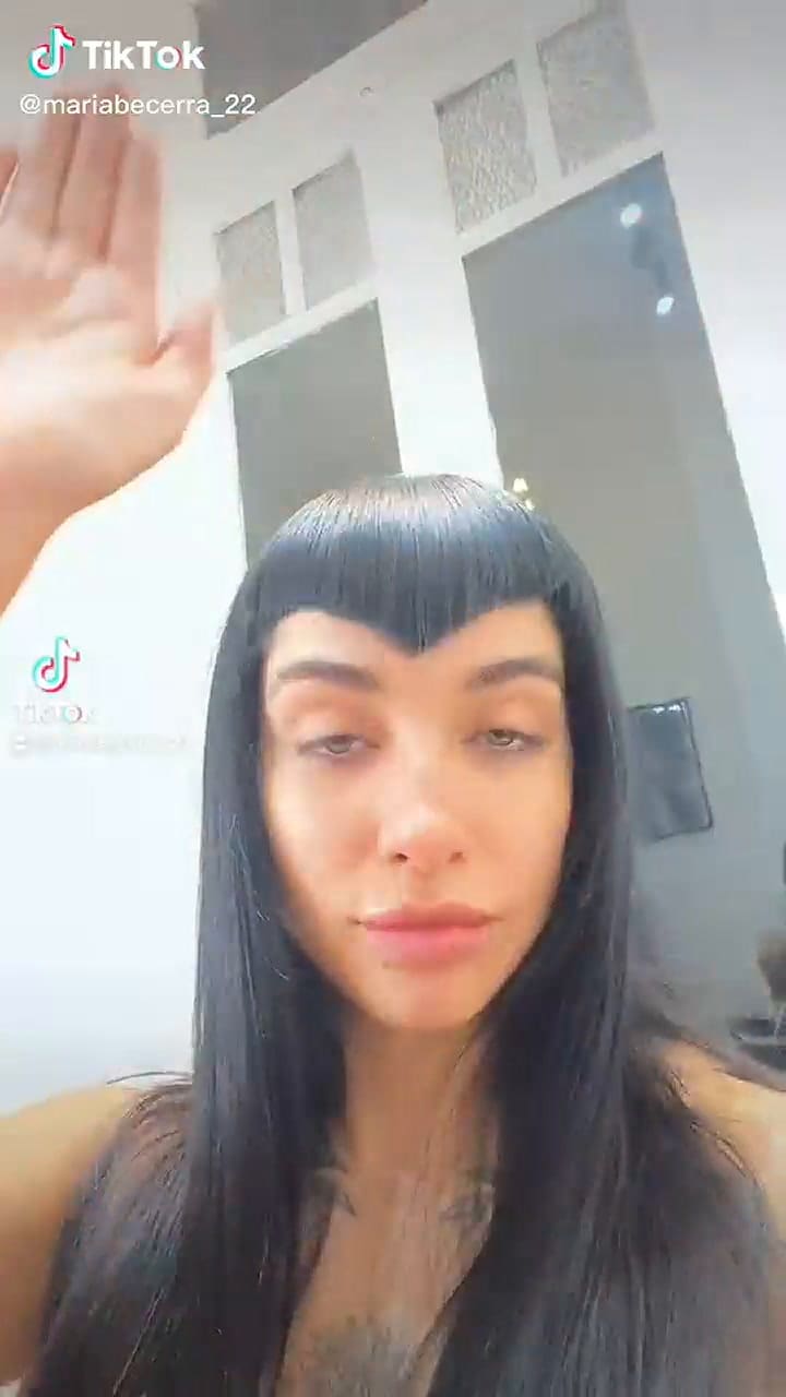 María Becerra mostró su nuevo cambio de look en redes sociales.