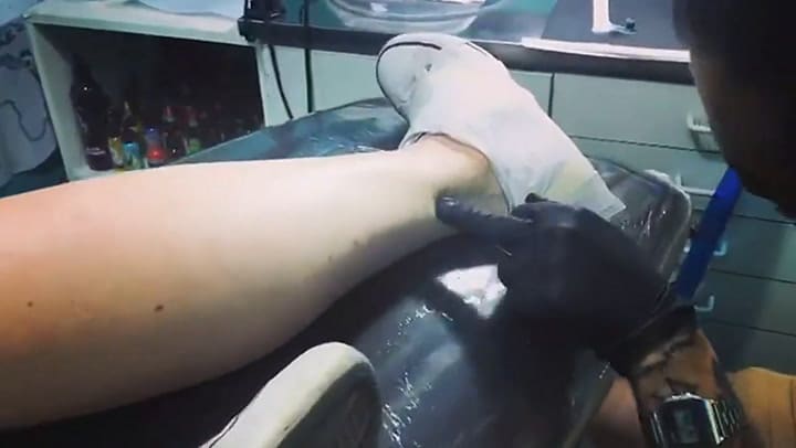 Los hijos de Débora Pérez Volpin se hicieron un tatuaje en honor a su mamá