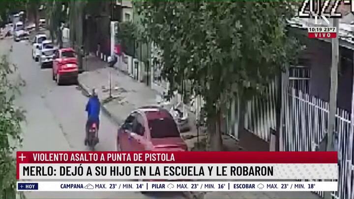 Apretó la alarma vecinal y evitó que los motochorros la robaran