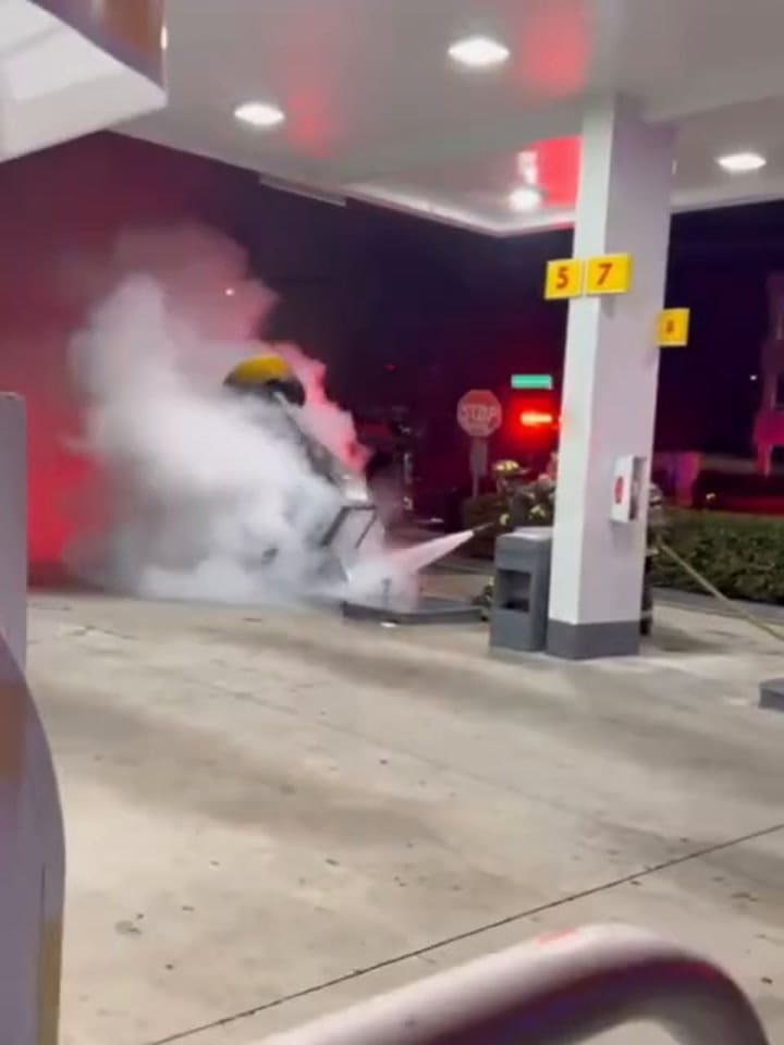 El incendio en una gasolinera de la ciudad de Hollywood, en Florida
