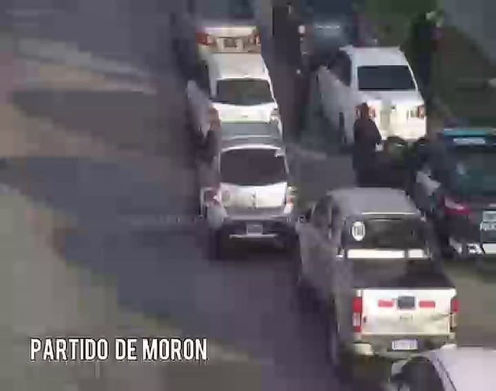 Tiroteo, casi 60 disparos y un delincuente muerto