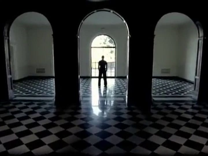 Elton John - I Want Love con Robert Downey Jr.