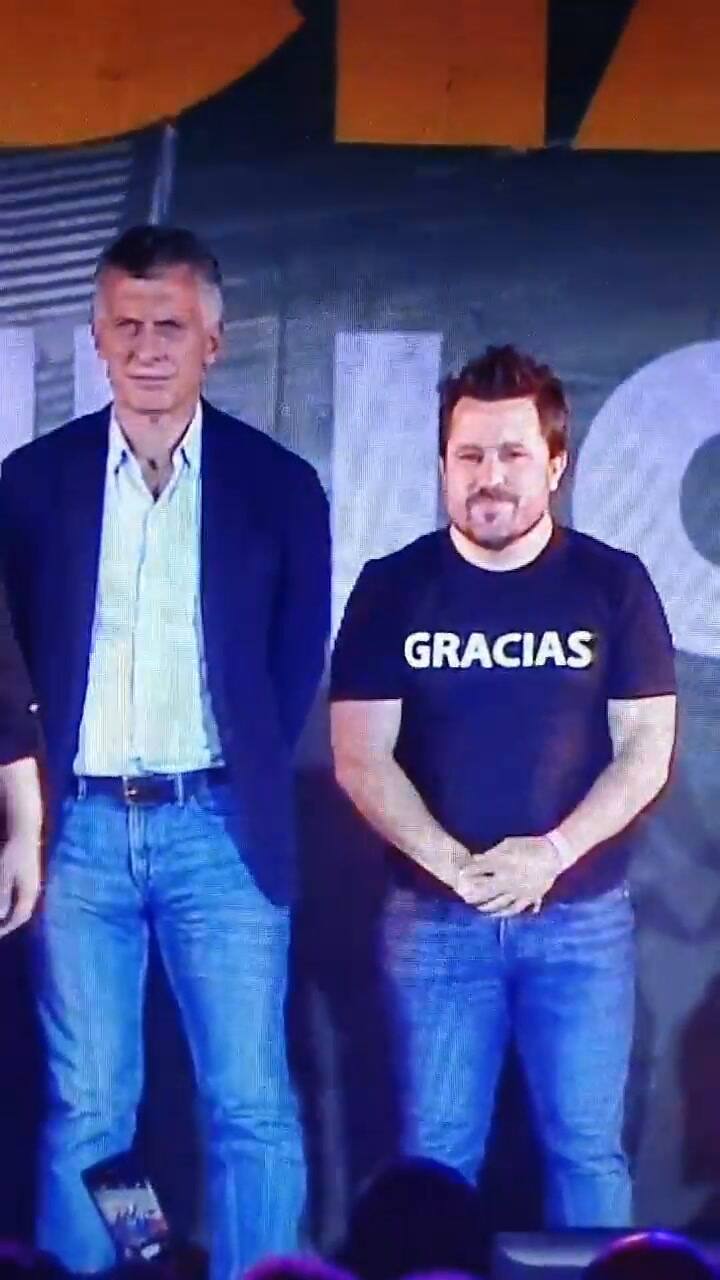 La escena protagonizada por Martín Tetaz y Mauricio Macri que se hizo viral