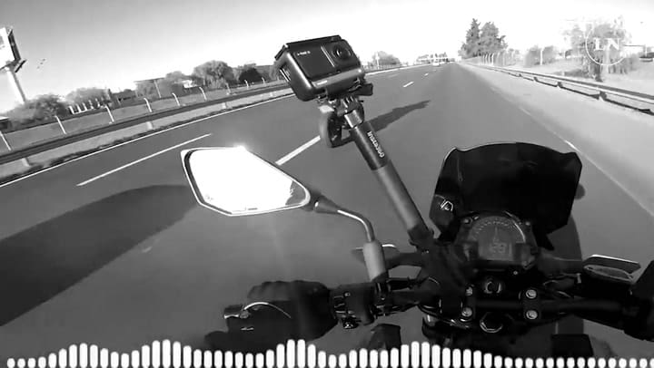 Un motociclista cuenta cómo le robaron la moto en el Acceso Oeste