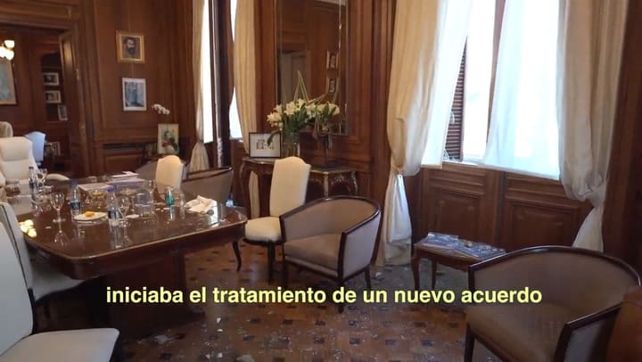 Cristina Kirchner mostró cómo quedó su oficina en el Senado tras los destrozos y criticó al FMI
