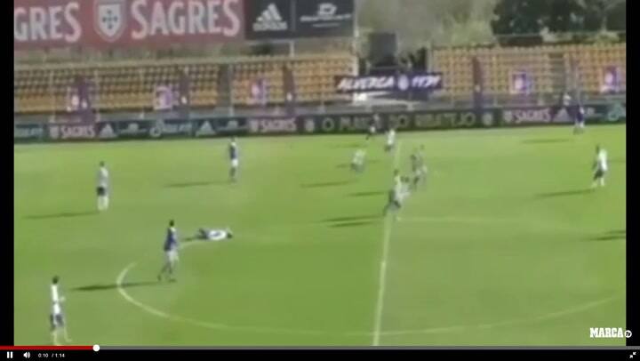 Conmoción en Portugal por un jugador que se desplomó en pleno partido