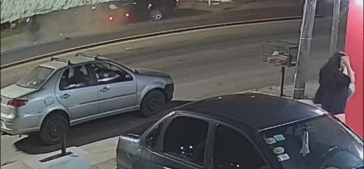 Una cámara de seguridad captó el brutal choque en José C. Paz