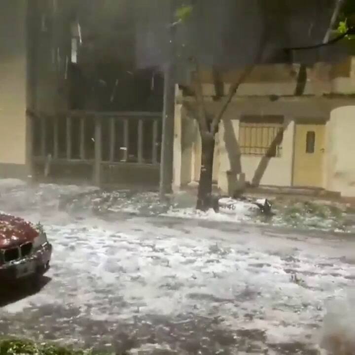 Intensa caída de granizo en Pergamino - Fuente: @MeteoFedex