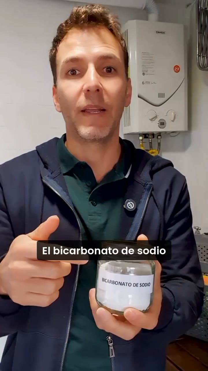 Diego Fernández: “El bicarbonato y el vinagre no sirven para limpiar el lavarropas”
