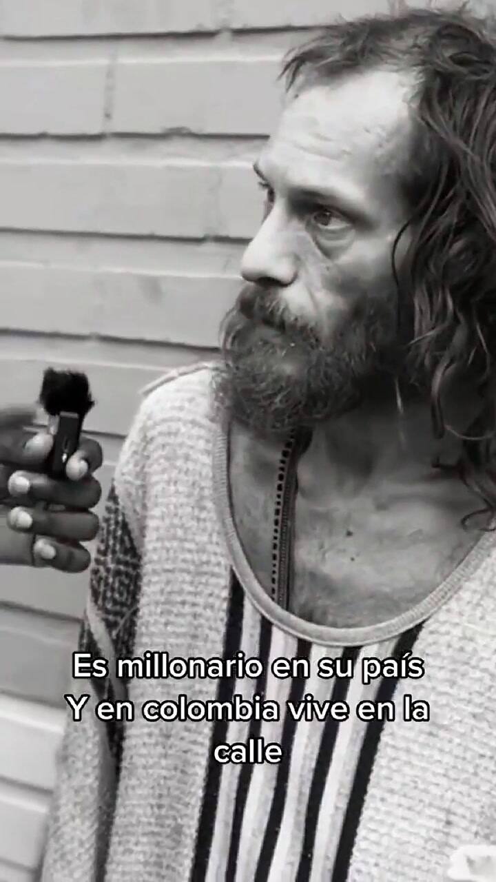 Vive en la calle como un mendigo, pero es dueño de importantes empresas en Canadá