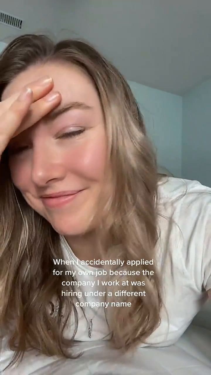 Una mujer se postuló para su puesto de trabajo