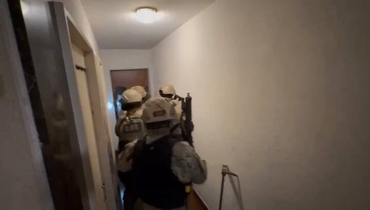 El allanamiento al departamento de Recoleta