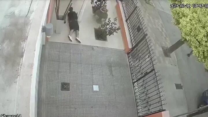 Córdoba: un policía fue perseguido por robar un auto y cuando estaba rodeado tomó una drástica decisión