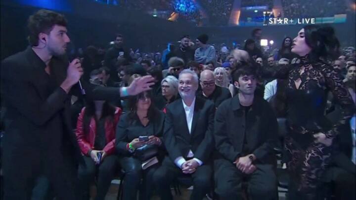 Lali Espósito en los Premios Gardel junto a Pedro Rosemblat