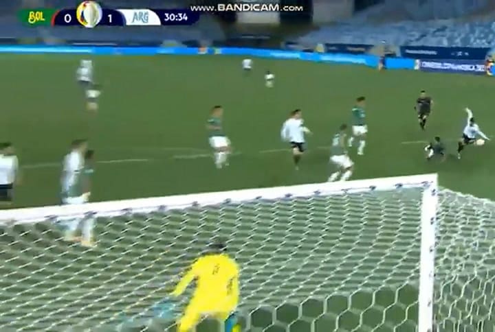 Lionel Andres Messi de tiro penal amplia la ventaja entre Argentina y Bolívia