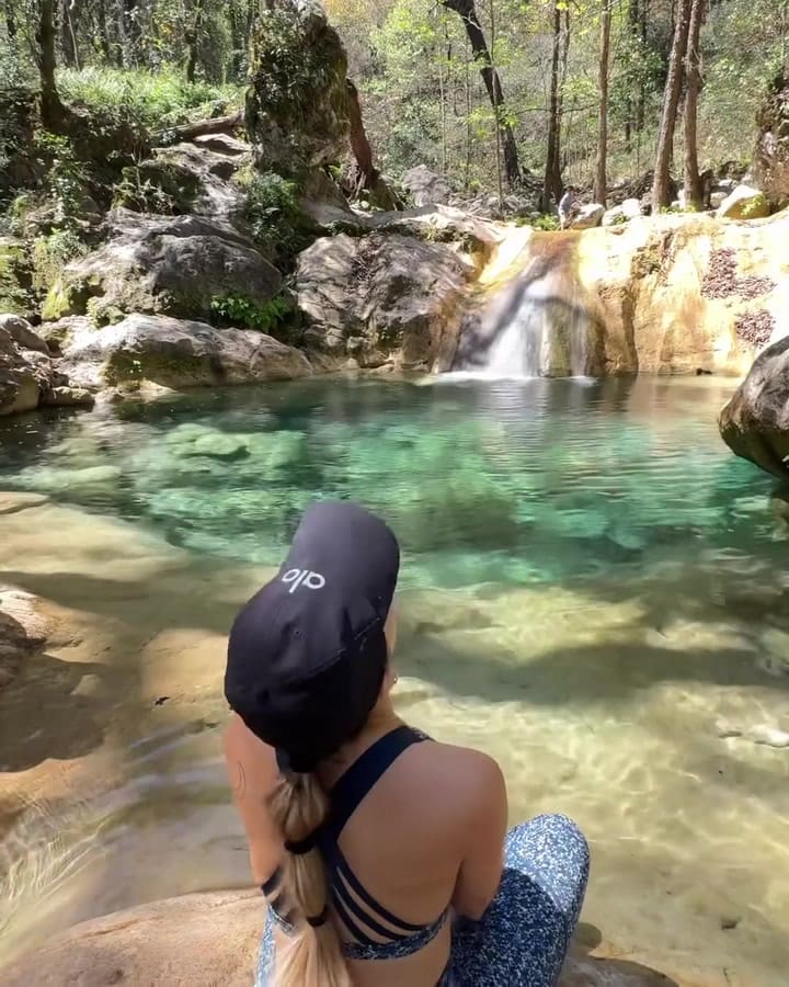 Evangelina Anderson disfrutó de la naturaleza en Monterrey