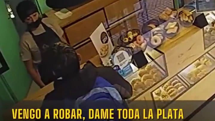 Robaron panaderia en pleno centro