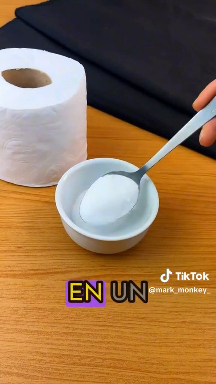 El truco con papel higiénico para tener mal olor en la heladera