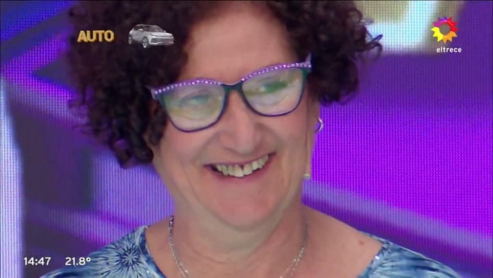 Pampita y su inesperada pregunta a una tarotista en Los 8 escalones