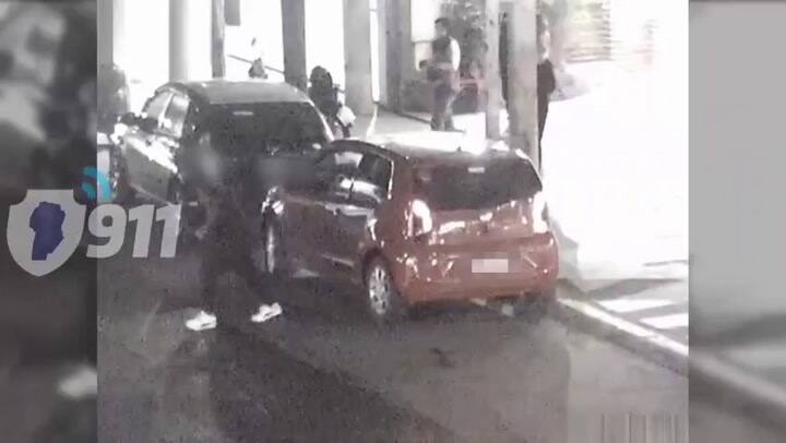 Robaron un auto en Córdoba con una nena en su interior