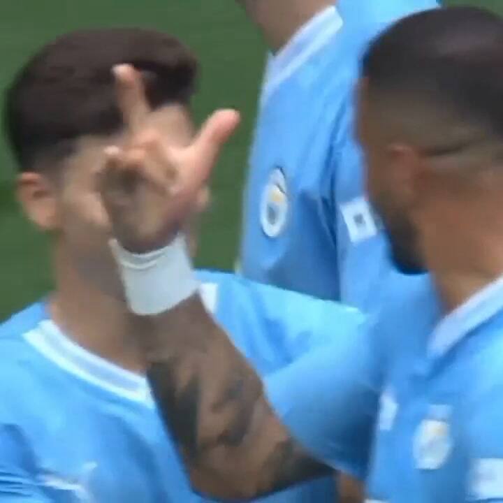 El gesto de Walker que hizo reír a Julián Álvarez