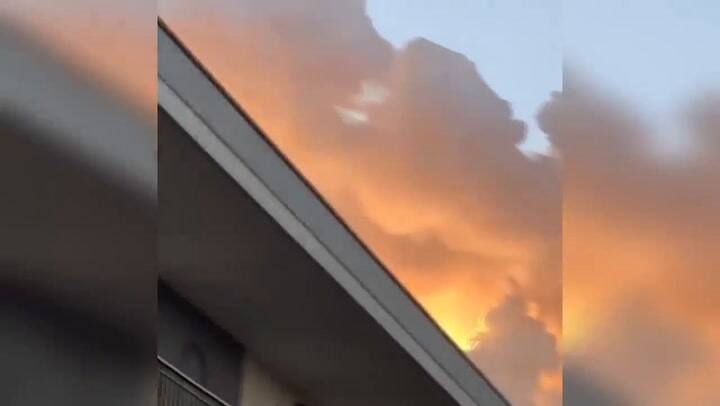 El volcán Etna entró en erupción: lluvia de piedras e imágenes impactantes - Fuente: YouTube