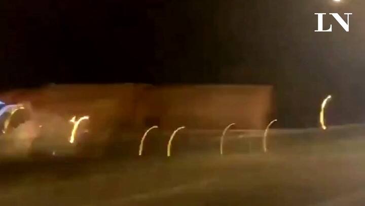 La camioneta ciruclaba a alta velocidad por panamericana en sentido contrario al tráfico