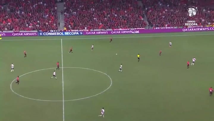 Las principales atajada de Armani ante Paranaense - Fuente: Twitter