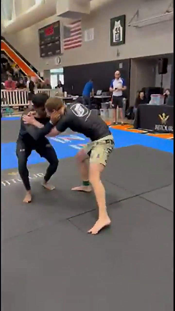 La pelea en la que Zuckerberg ganó la medalla de oro