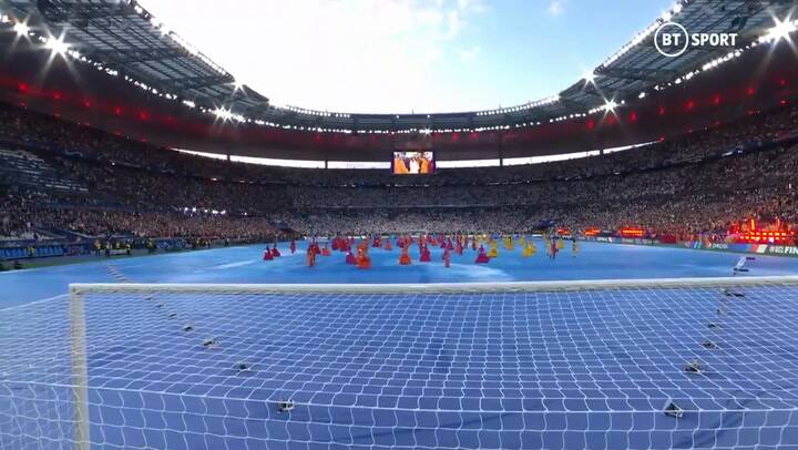 El show de Camila Cabello en la final de la Champions League